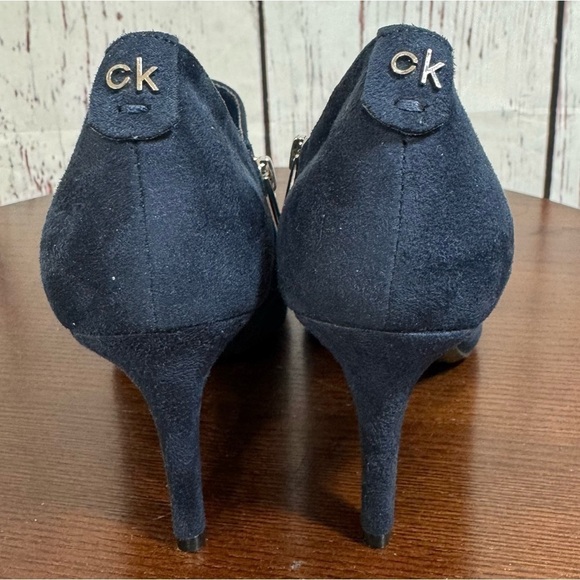 CALVIN KLEIN below the ankle women’s bootie Blue Micro suede size 8.5 EUC - Picture 7 of 12